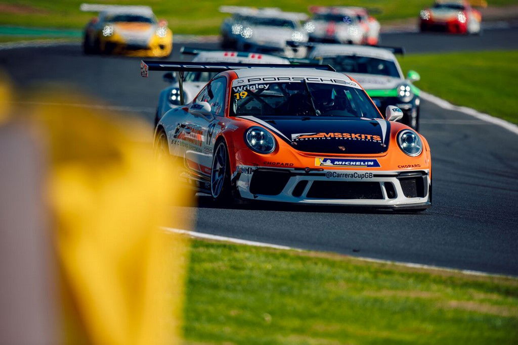 Wrigley wins Porsche finale, Ellinas snatches title